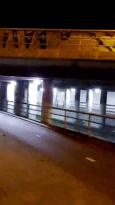 Slutboyben Cam4 ポルノクイーン ベンジャミン Xposeing at night public