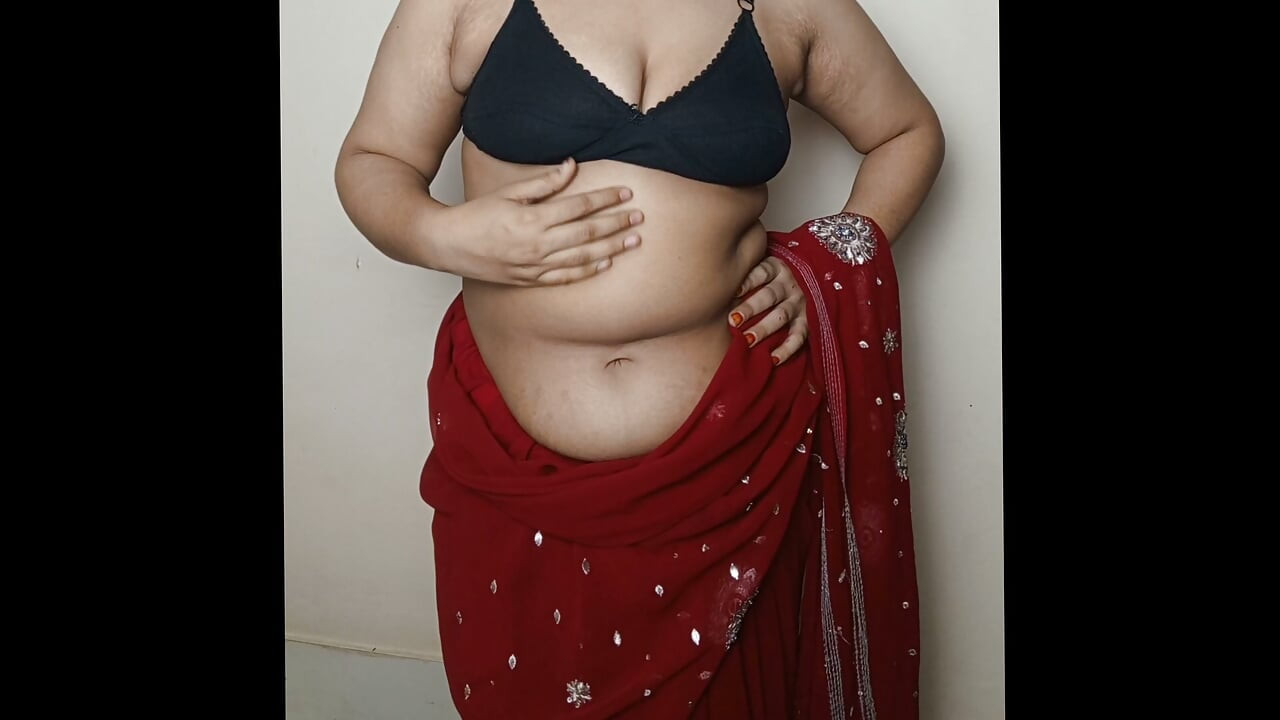 Beautiful Girl Red Saree Big Boobs Press – Indian Desi Hot Video