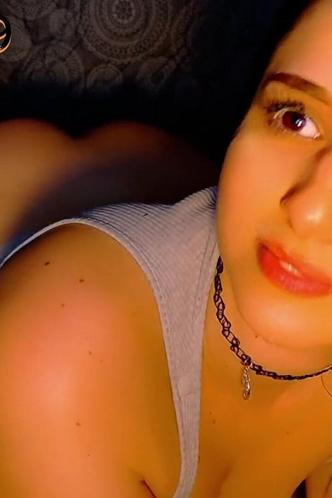 Camgirl Is Realy Horny