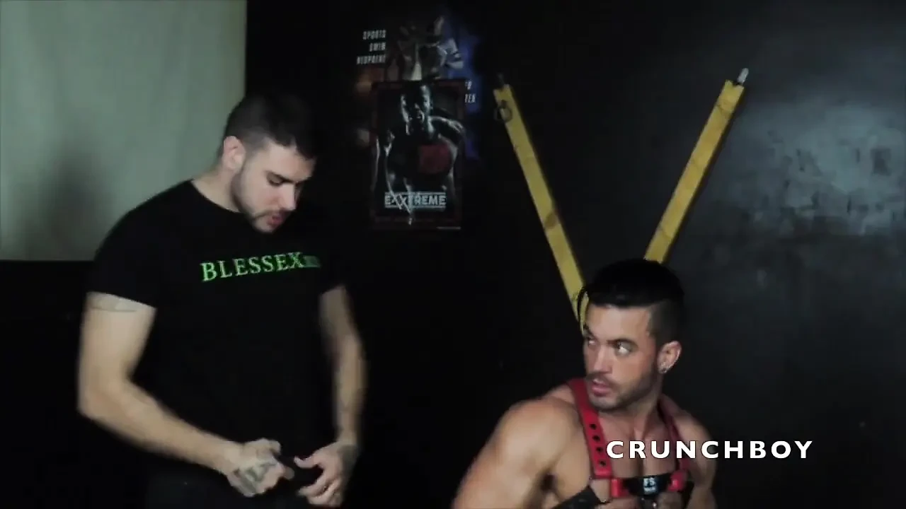 The pornstar Andy Star used raw by the straight Magic Javi