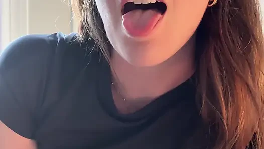 Hottie mit brille sagt dir, wie du streichelt!
