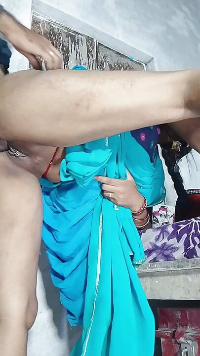 Big stepsister's bad sex with younger stepbrother's cock in doggy style Hindi audio