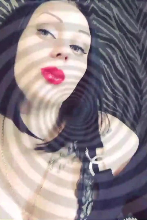 My lipsticks make you cum