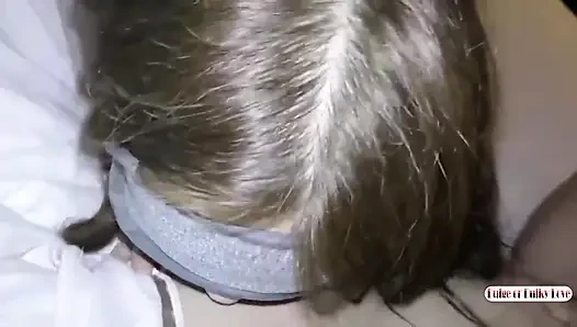 Ani bir mesaj perçinsiz bir buluşmaya yol açıyor, tutku tekrar tutuşmadan önce kanepe ısısı buharlaşıyor