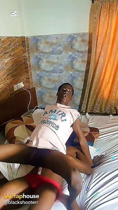 Little Stepbrother Stepbrother Love Big Dick Inside Him
