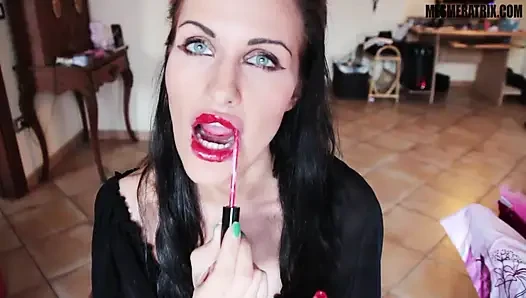 Висит на моих губах