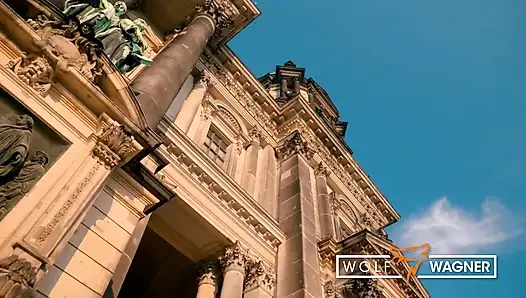 Pis orta yaşlı seksi kadınla kör randevu! Otel odasında kolay sikiş! Wolf Wagner