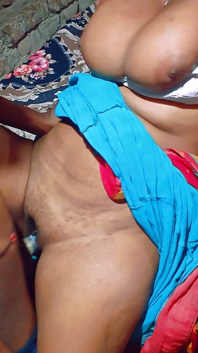 Indian village desi bhabhi sex video, desi bhabhi sex viral mms