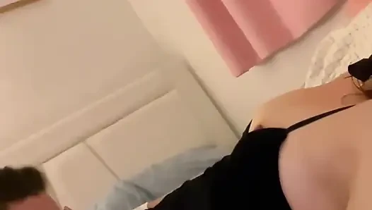 Lulu wild - das geile asiatische häschen Lulu bläst hart und wird roh gefickt