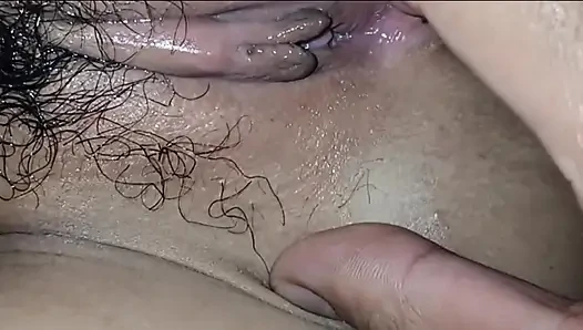 Beating a fresh red pussy
