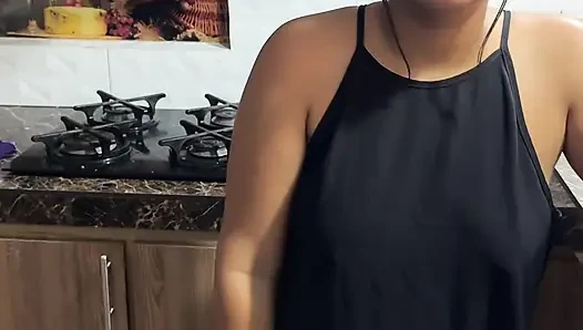 Nachbarin ruft mich zu hause an, um mir ergänzungen für das fitnessstudio zu geben