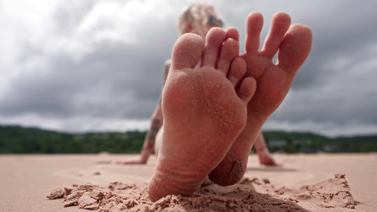 Worship My Feet on Public Beach and Get My Permission to Cum