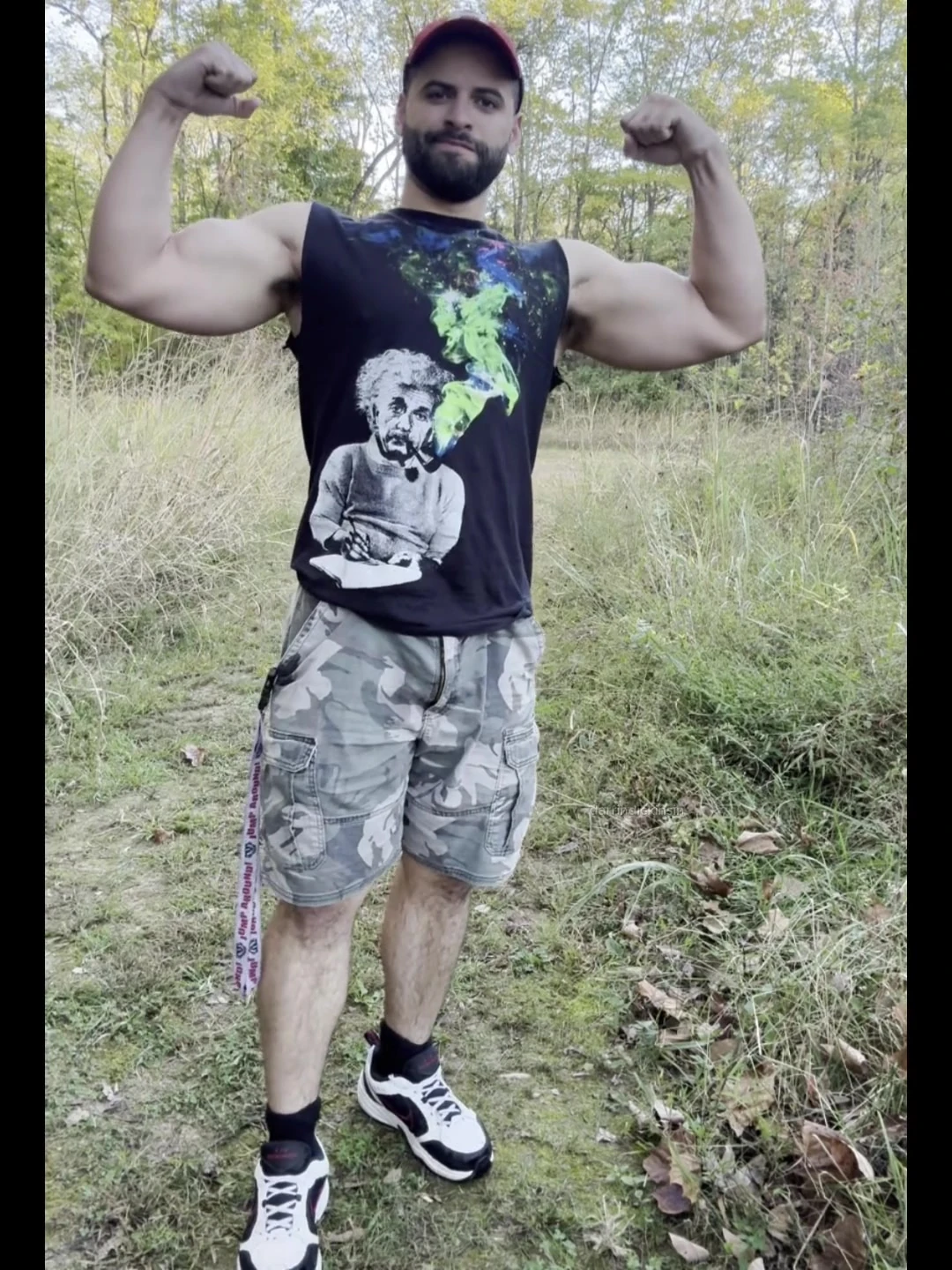 Muscle Cub Jo on the Trail