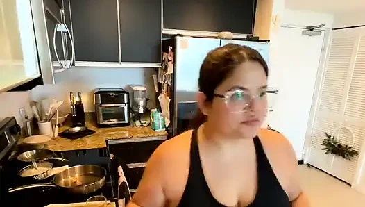 Dani Valentina ile canlı yayın