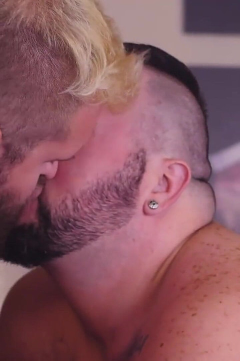BEARFILMS Hung Bear lion reed barebacks chubby dean gauge