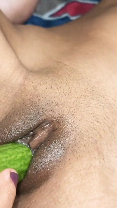 印度德西三人行女同性恋铁杆性爱指交和吮吸视频 |剪辑 3