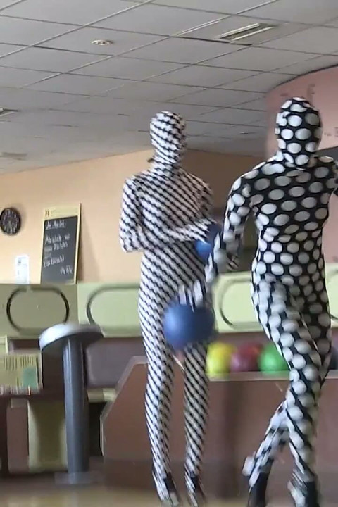 Zentaidolls Visit the Bowling Alley