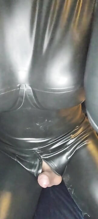 This rubber whore can't contain herself...