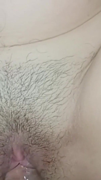Moment emblématique de la compilation de creampies curlisita 1