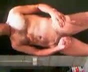 muscle guy masturbating and CUMming!!!