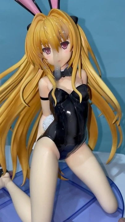 Figure Bukkake SOF Golden Darkness Bunny