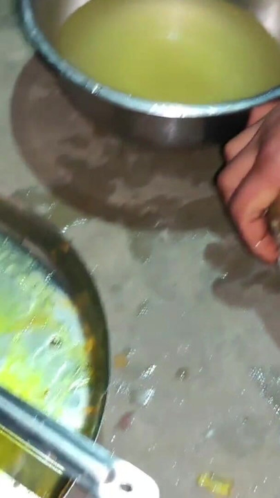 Mientras cocinaba bhabhi ji me divertí en casa. | Clip 1