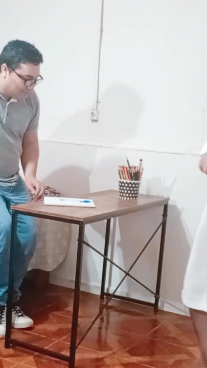 لحظة ملحمية من "معلمة BBW قرنية تمارس الجنس مع ابن زوج صديقتها المقربة بينما تعطيه دروسا خصوصية"