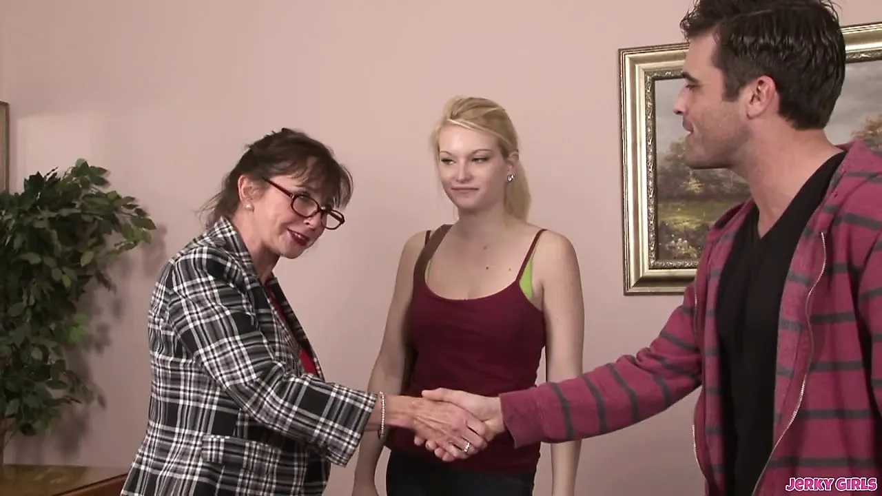 Amber's Diary Featuring Amber Sativa Ciara Blue