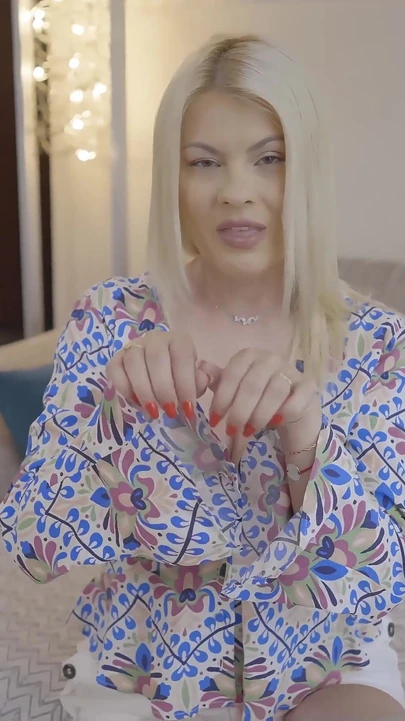 Jasmine Rouge Hand Fetish Solo