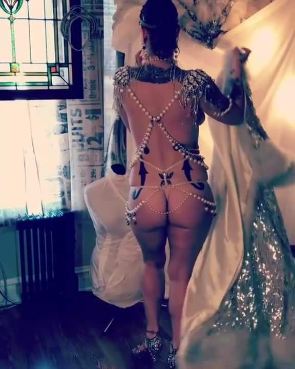 Burlesque 12