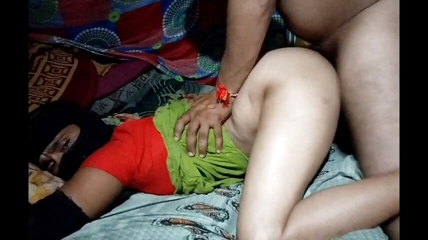 Desi girlfriend bhabhi ki tremendous chut ki chudai ki
