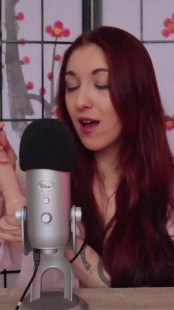 ช่วงเวลาอันโดดเด่นจาก "ASMR JOI Eng. ซับมิสซีฟโดย Trish Collins - ฟังและมาหาฉัน"