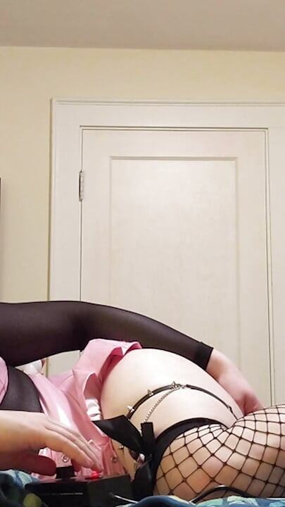Crossdressers y la máquina de follar - compilación 7