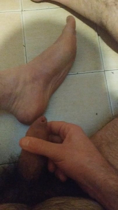 Cumshot on my foot