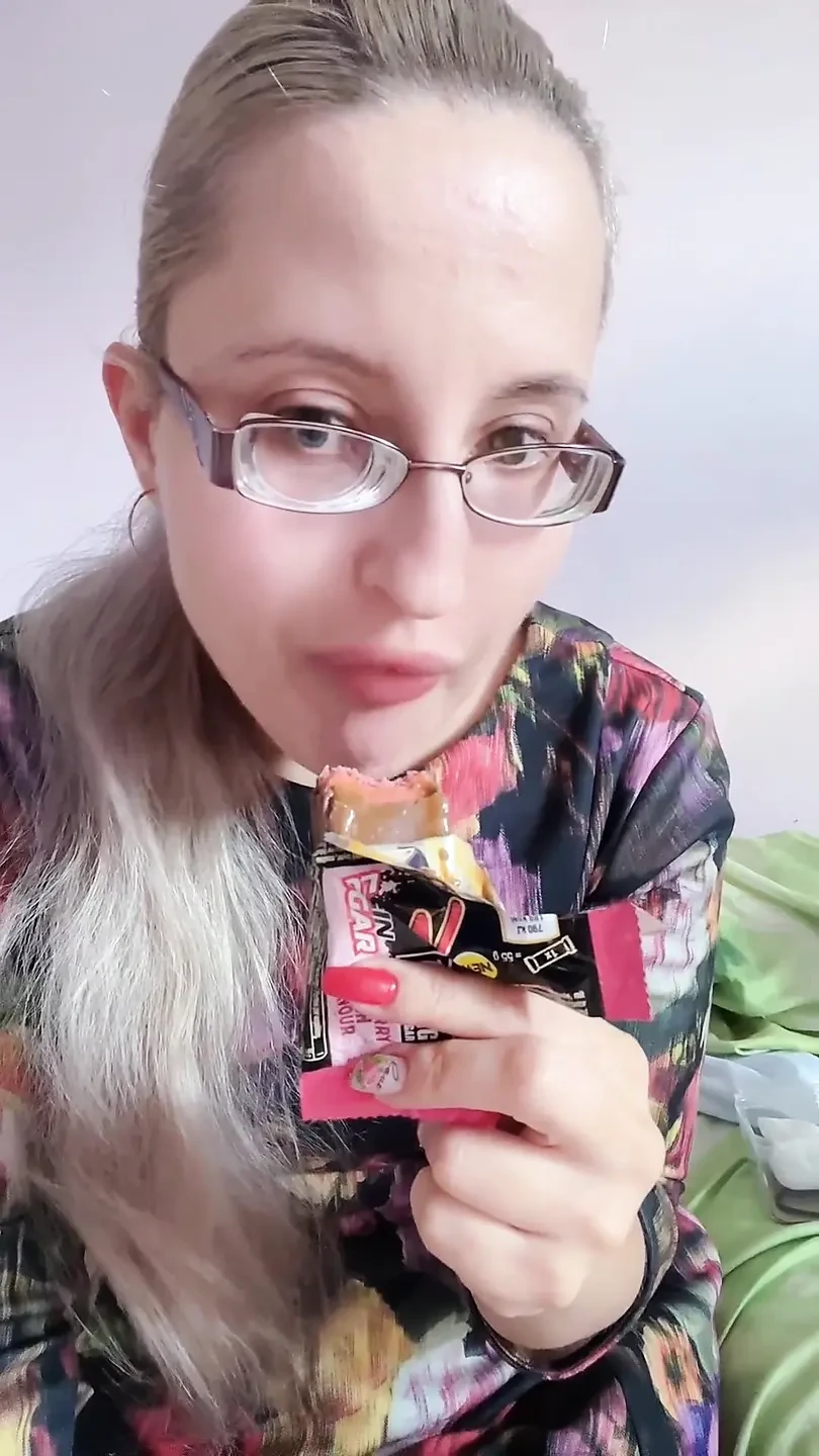 Asmr Makan Protein Bar Tiada Gula