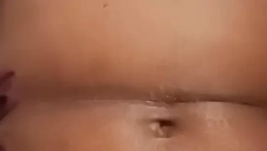 Муж трахнул жену, очень тугая киска и романтичное невитрое и настоящее