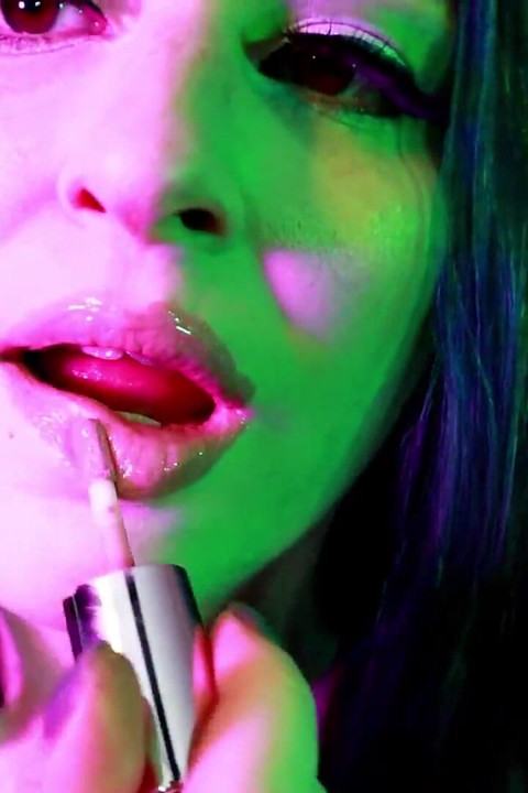 100 Layers of Lipgloss Asmr