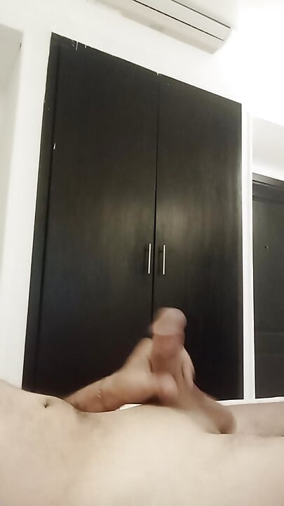 I want a girl to marry. And be a Cuckold on it