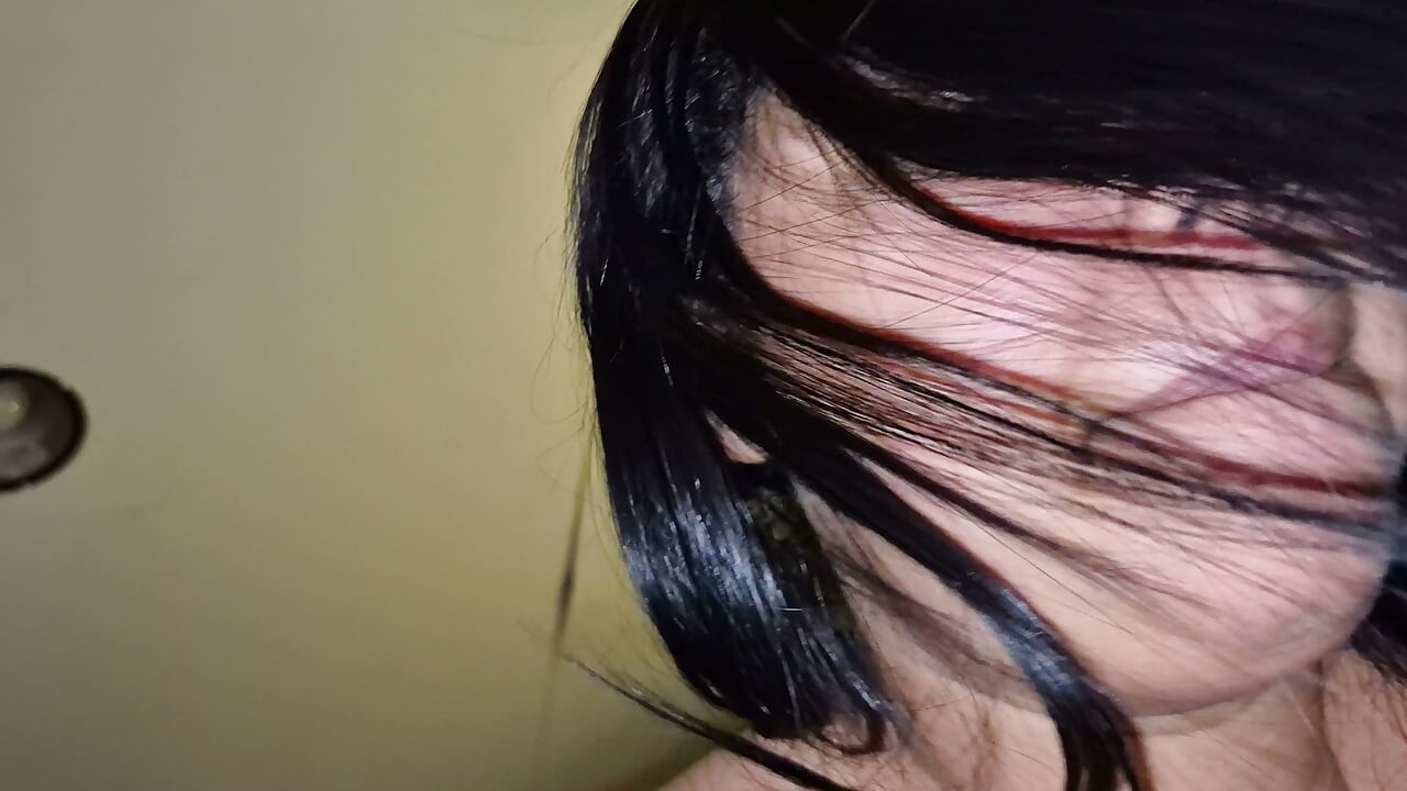 Stepdaughter Catches Stepdad Jerking off and Joins Him