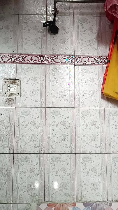 huge  Dick CUM with loads of yellow soap while bathing in bathroom