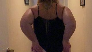 Hotttt BBW pulpeuse avec un énorme cul!