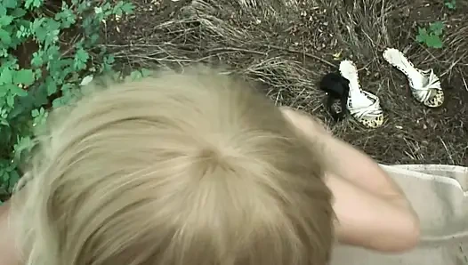 Büyükannenin Islak Delikleri