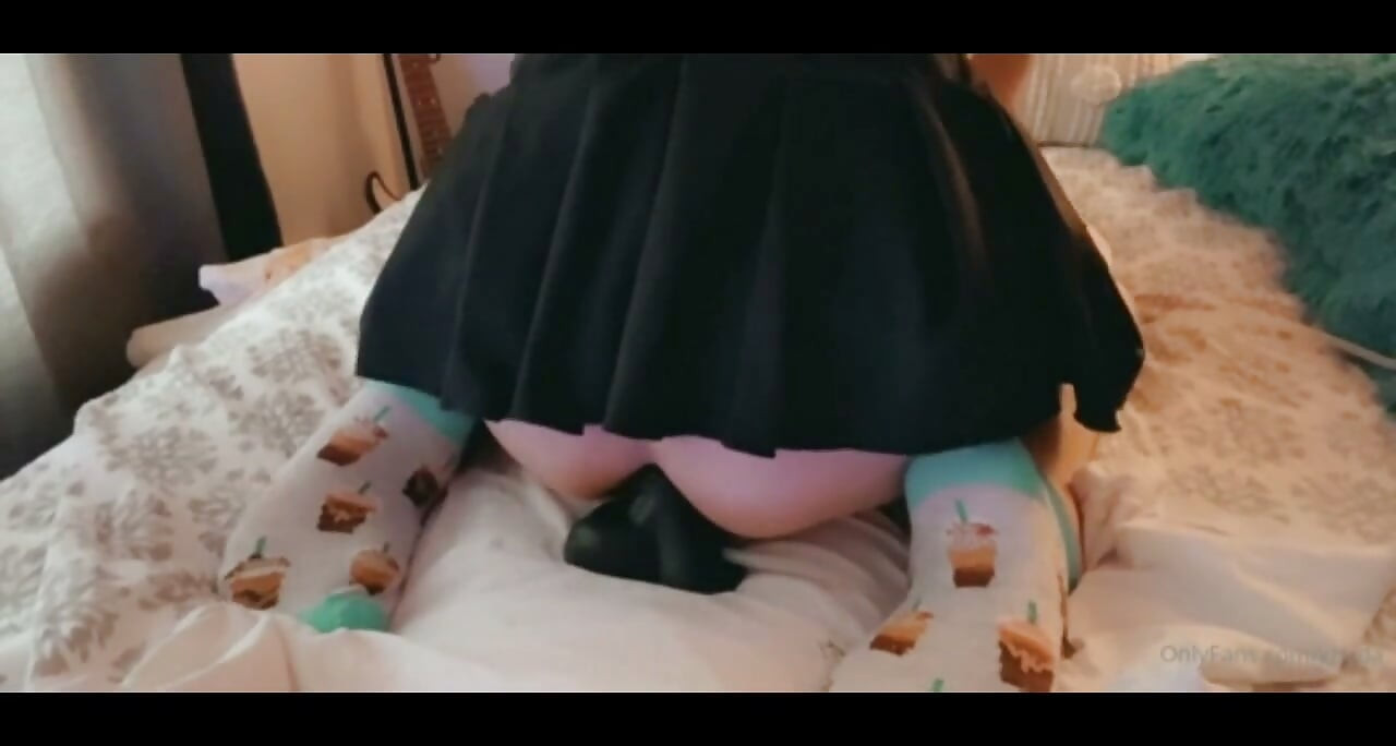 Skinny Khyda Toys with Butt