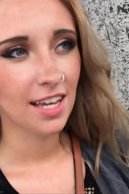Sweet thick booty blonde amateur auditions for lucky guy