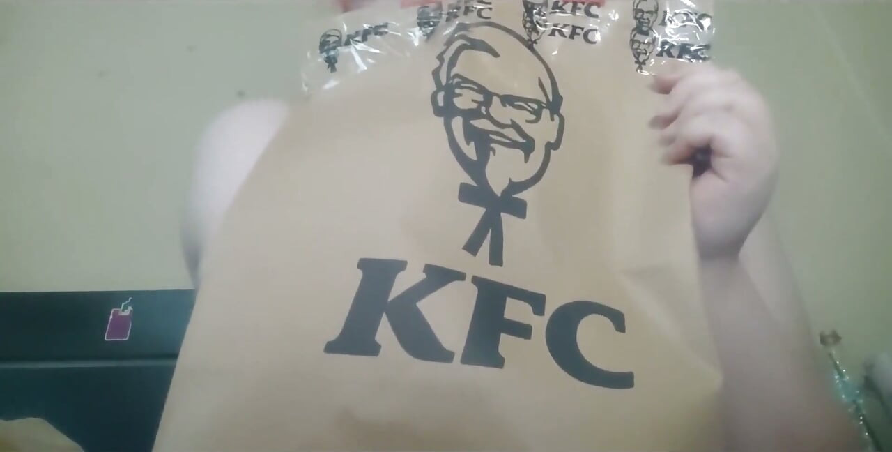 Feed Challenge 100 Burgers Day