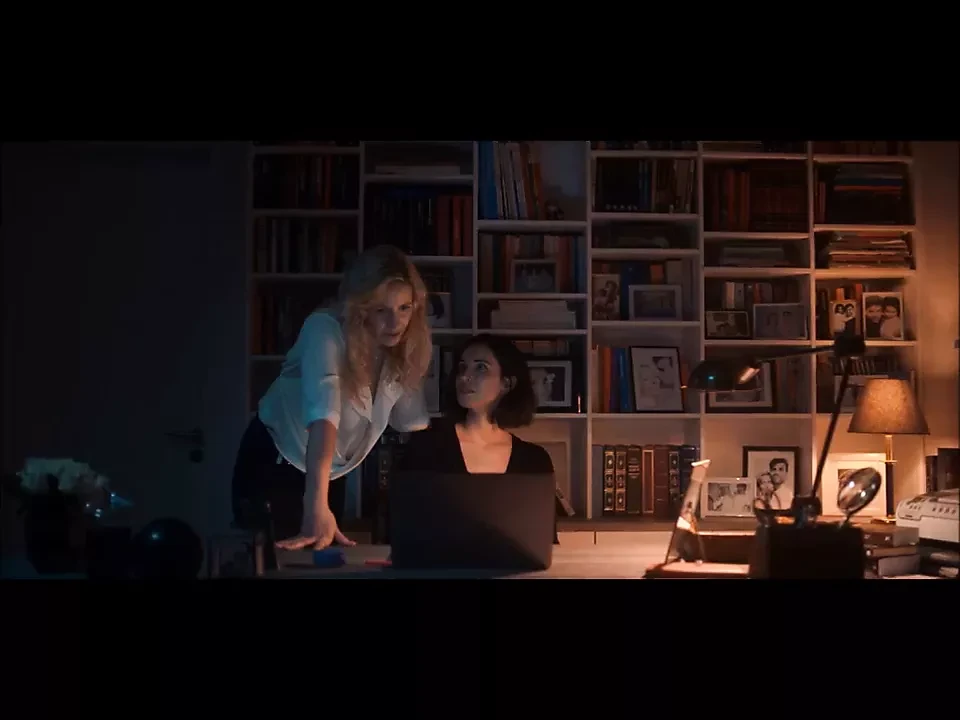 Heida Reed - Lesbian Scene in Stella Blomkvist S01e06: Celebrity Celebrity Porn | xHamster