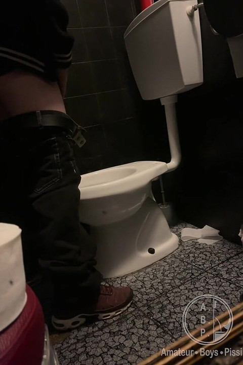 Amateur Straight Boy Caught Peeing in a Bar Restroom