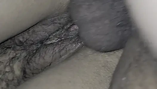 Aku menyetubuhi istriku di malam hari