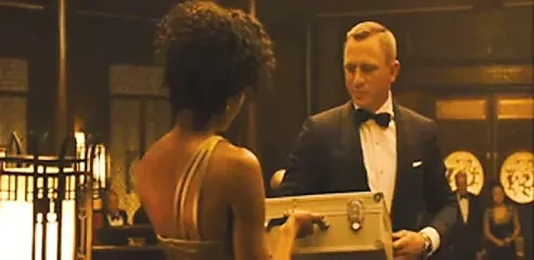 Berenice Marlohe - Skyfall