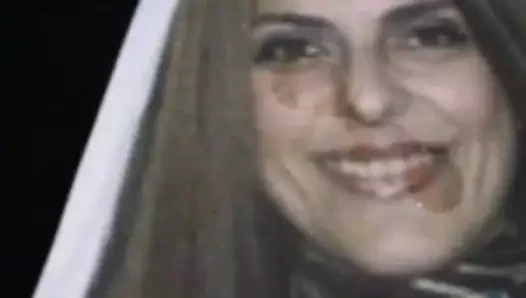 kesarianiotis için anma videosu